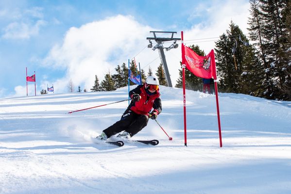 Skirennläufer - Skischule Pertl Turracher Höhe